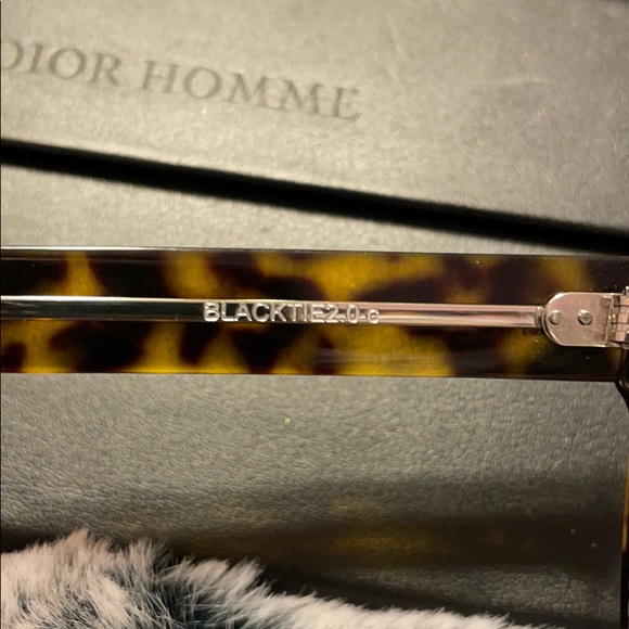 Dior Homme BLACKTIE2.0 Eyeglasses - Picture 6 of 7